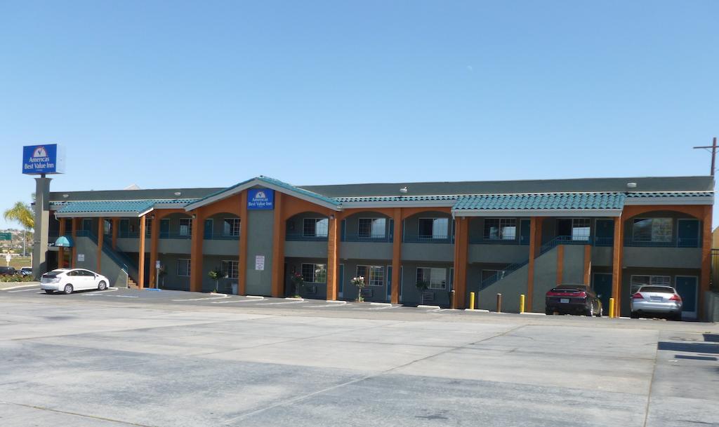 Americas Best Value Inn Corona Esterno foto