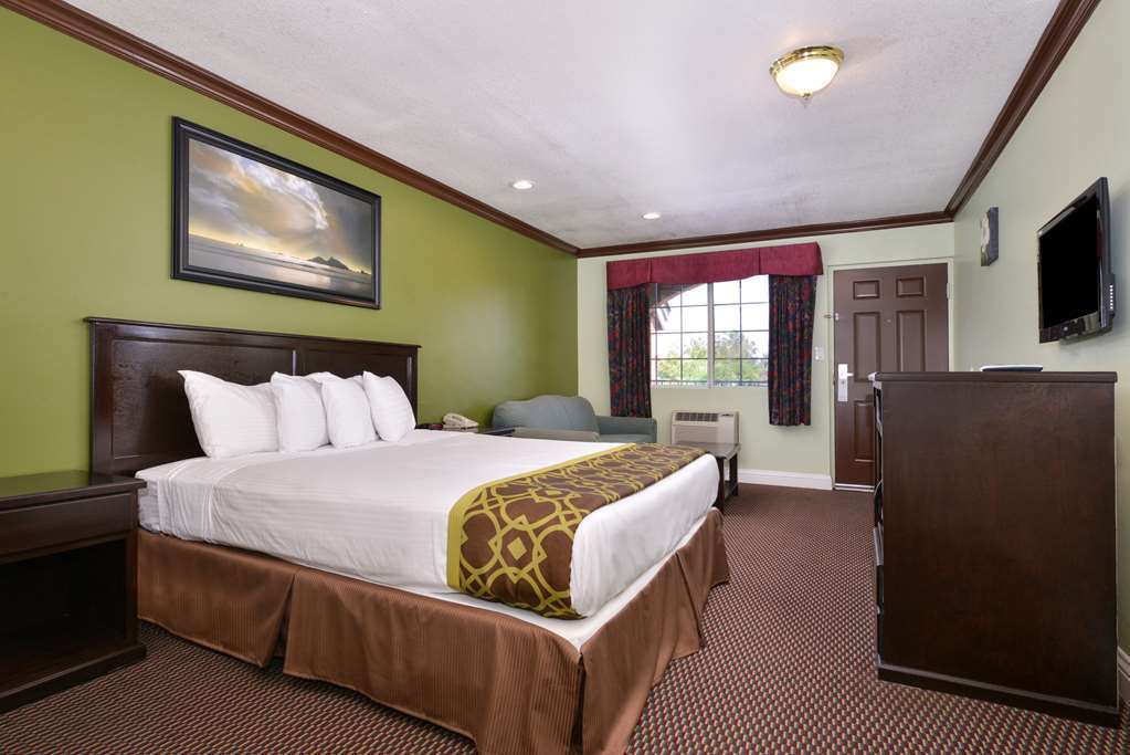 Americas Best Value Inn Corona Camera foto